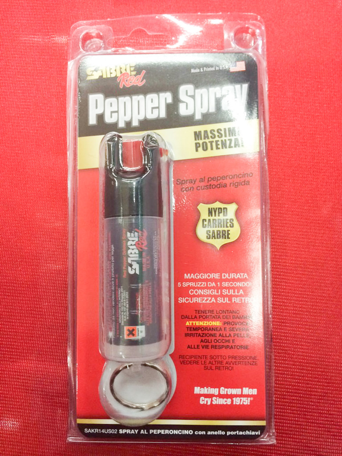 SPRAY DA DIFESA AL PEPERONCINO SABRE RED CON ANELLO PORTACHIIAVI - 5  SPRUZZI DA 1 sec - La Bottega di MacGyver